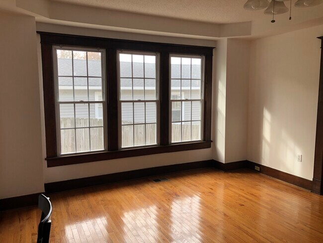 Foto del edificio - 508 Woodland Ave