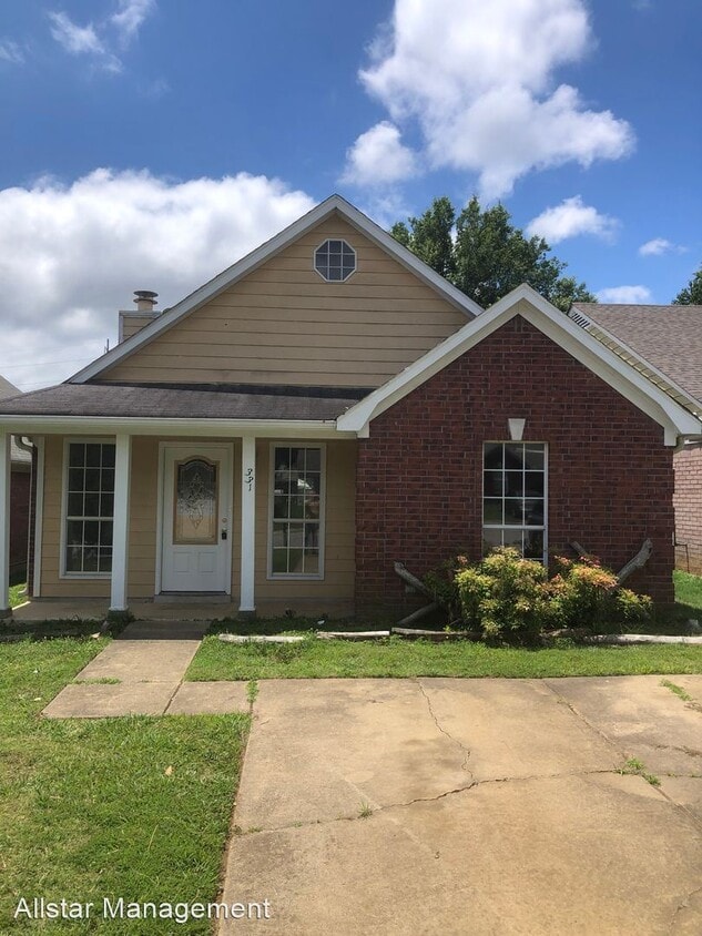Primary Photo - 3 br, 2 bath House - 331 Alex Cove