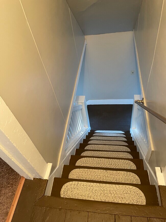 Foto del edificio - 305 N 3rd St