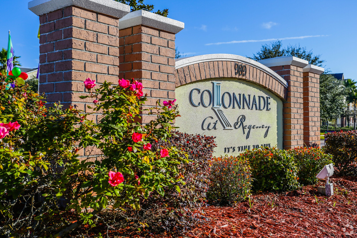 Primary Photo - Colonnade at Regency