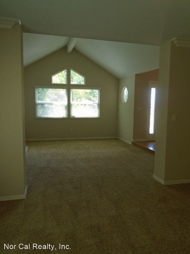 Building Photo - 3 br, 2.5 bath House - 4997 Dolores Drive