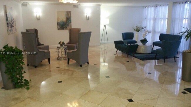 Foto del edificio - 800 Parkview Dr