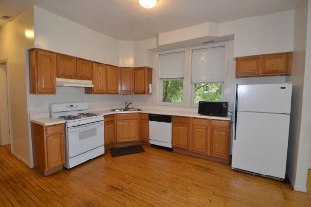 Foto del edificio - 3301 N Hoyne Ave