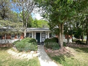 Building Photo - 1400 Galena St