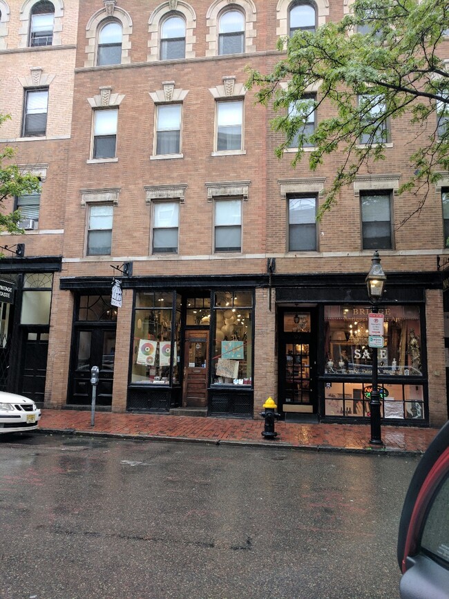 Foto del edificio - 99 Charles St