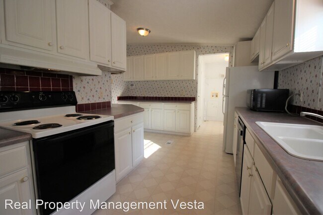 Foto del edificio - 3 br, 2 bath House - 106 Alpine Dr.