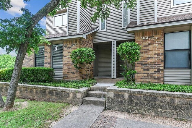 Foto del edificio - 2320 Jaguar Dr