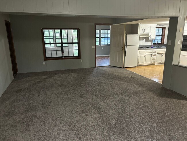 Foto del edificio - 2 bedroom, 1.5 bath home for $1200 monthly
