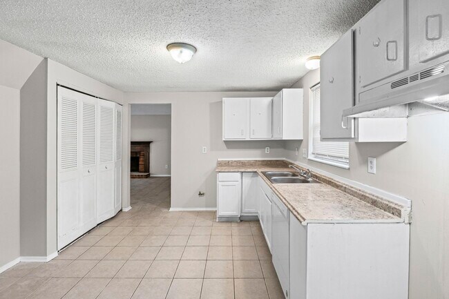 Foto del edificio - 4185 Willow Park Dr