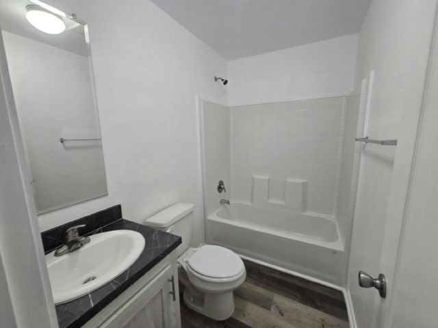 Foto del edificio - 1624 Palm St