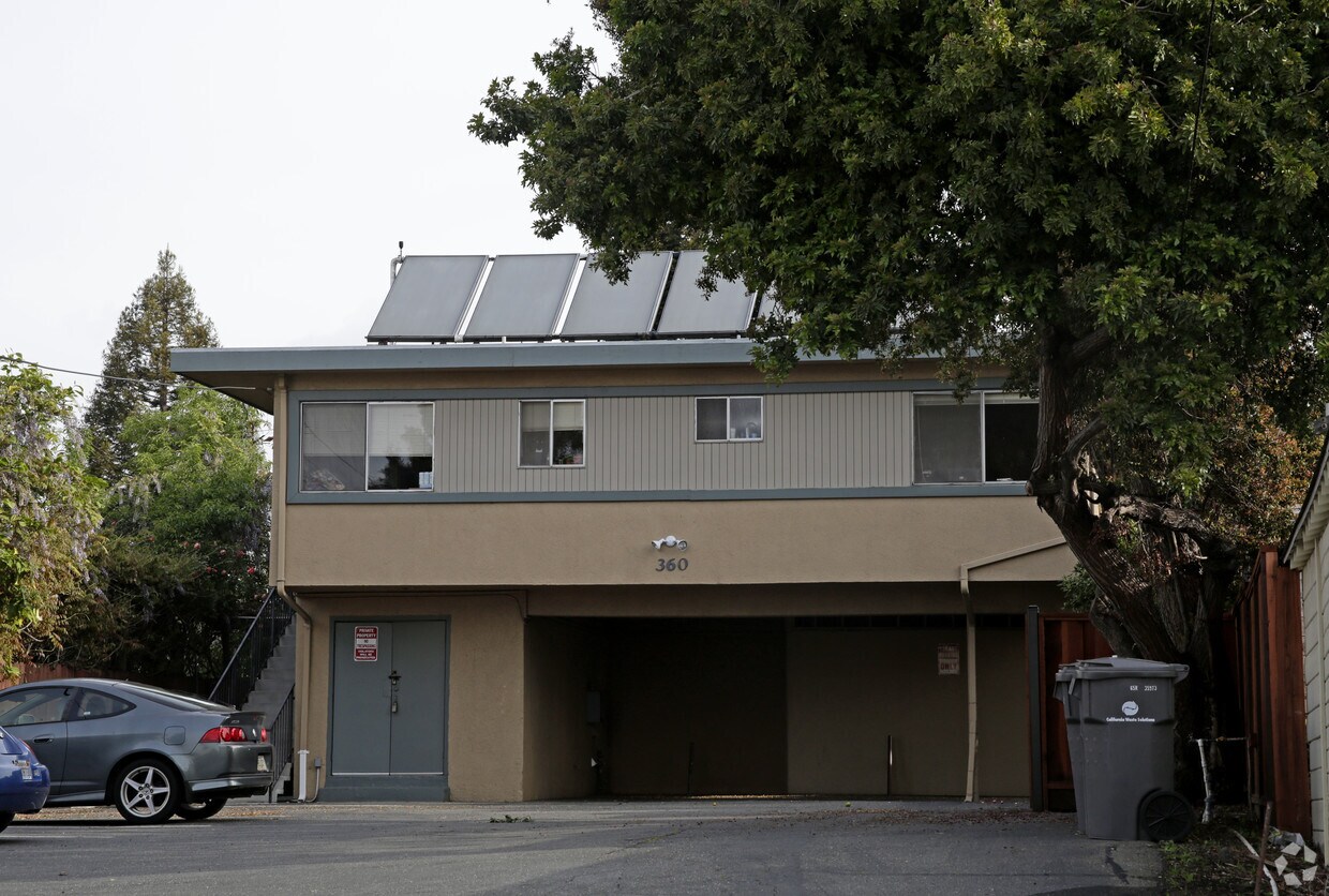 Primary Photo - 360 45th St