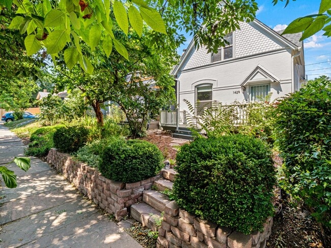 Photo - 1429 Milwaukee St House