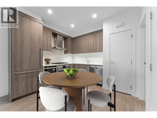 Photo du bâtiment - 2060 Curling Rd