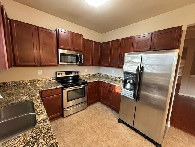 Foto del edificio - 1322 Ingersoll Dr
