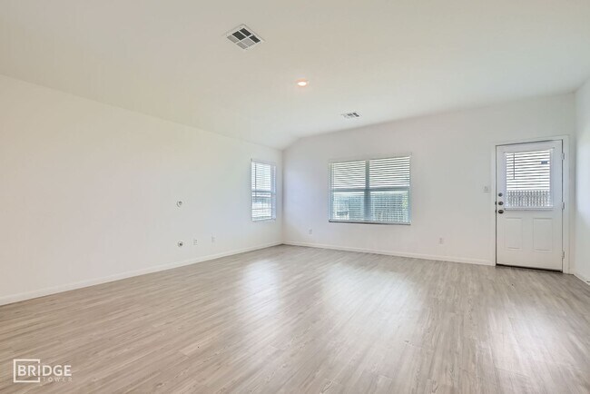 Foto del edificio - 1228 Treehouse Ln