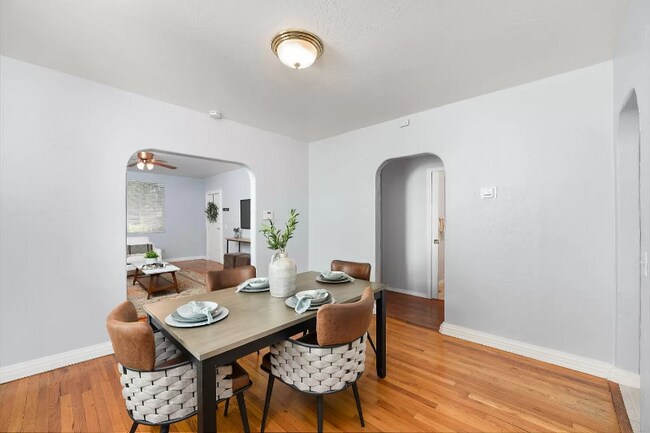 Foto del edificio - 3047 Montgomery Way