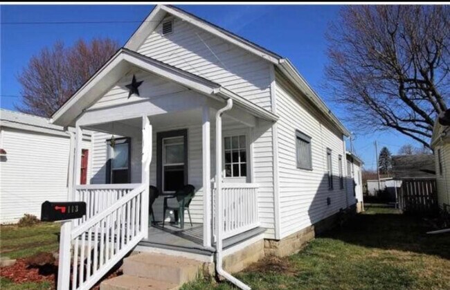 2 Bedroom, 1 Bathroom Cottage - 113 E North St