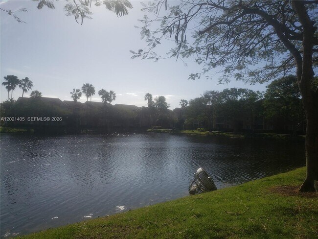 Foto del edificio - 3870 Lyons Rd