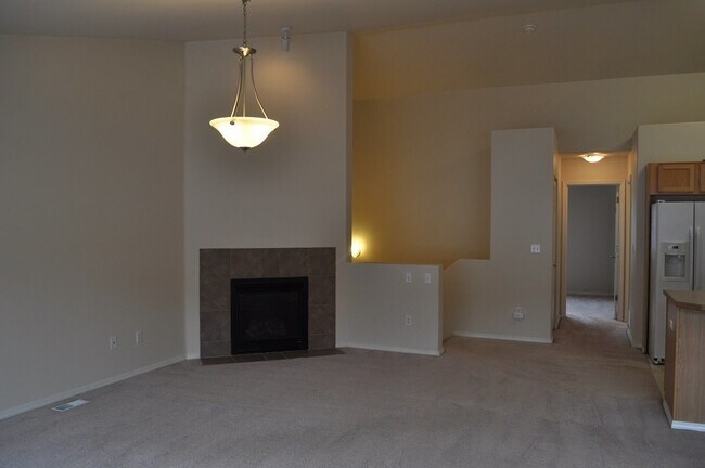 Foto del edificio - 3 Bedroom East Anchorage Condo!