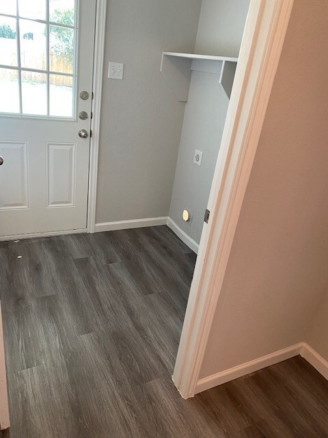 Utility room - 941 Carlin Ln