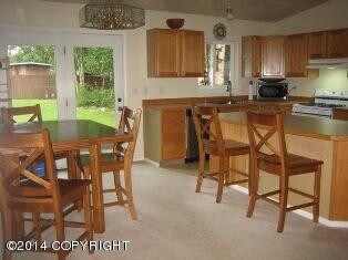 Building Photo - 3 BR Ranch w/fenced yard