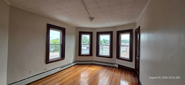 Building Photo - 68 Claremont Ave
