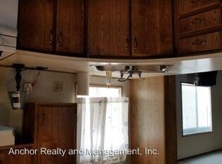 Foto del edificio - 23225 Richfield Rd