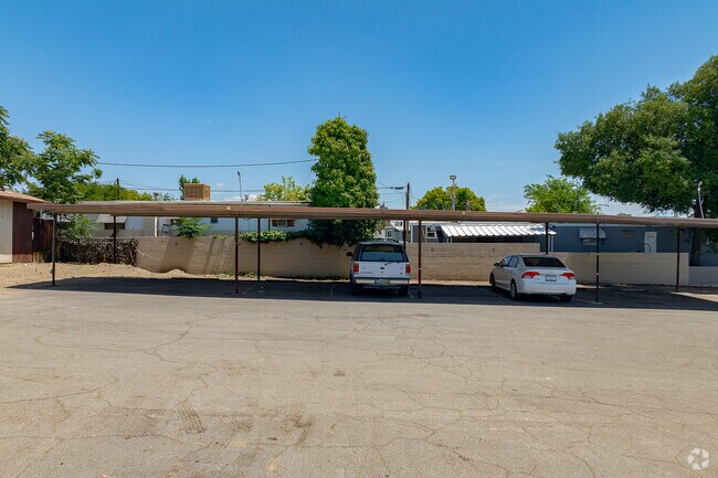 Foto del edificio - 516 Roberts Ln