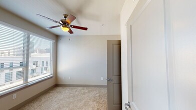 Interior Photo - 13th & Market