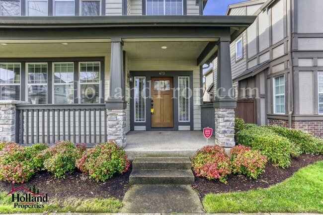 Photo - Charming 4-Bedroom Hillsboro Home with Attached Garage and Brand New Carpets!