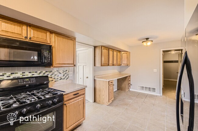 Building Photo - 3130 Bloomfield Court, Aurora, IL, 60504