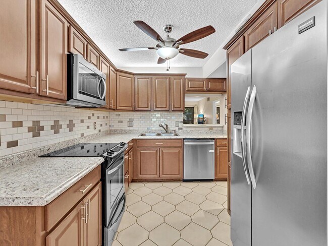 Building Photo - 10143 Mangrove Dr