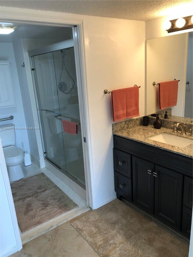 Foto principal - 12550 SW 15th St