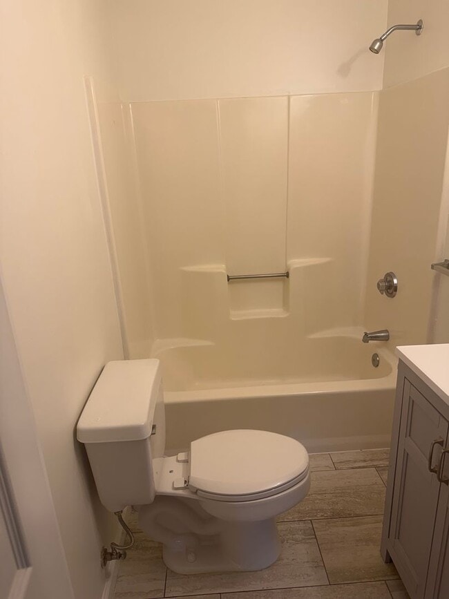 Building Photo - 8781 Damron Pl
