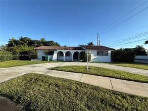 Building Photo - 10701 SW 68th St