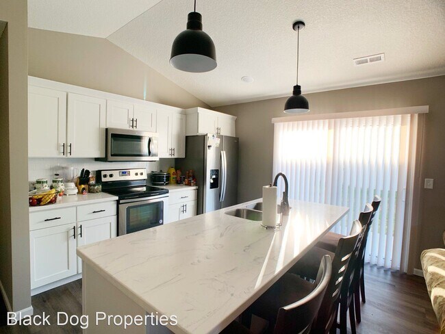 Building Photo - 3 br, 2 bath House - 1603 Hill Valley Drive
