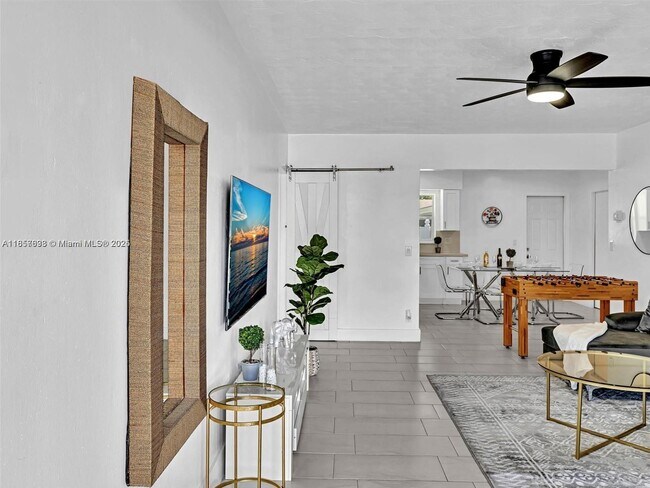 Foto del edificio - 1090 SW 3rd St