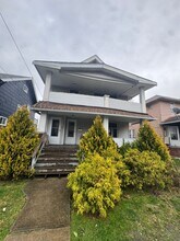 Building Photo - 2217 W 105th St