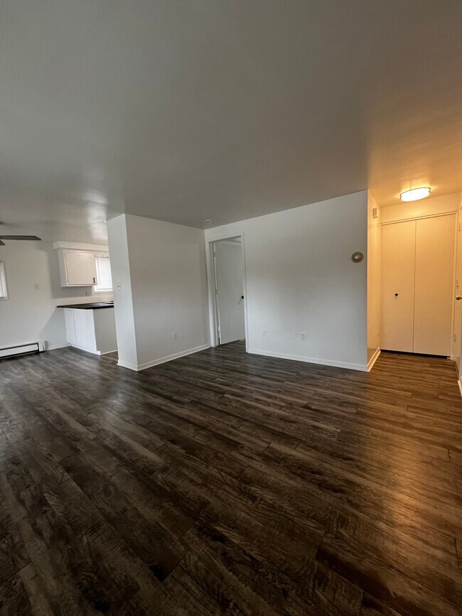 Foto del edificio - 1630 N Pontiac Trl