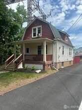 Building Photo - 272 Lake Ave
