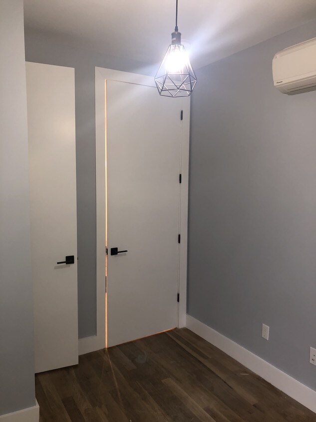 373 Howard Ave, Brooklyn, NY 11233 373 Howard Ave Brooklyn, NY