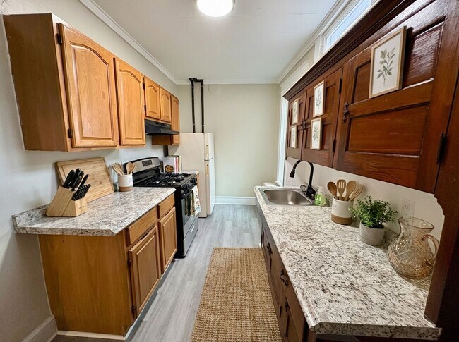 Foto del edificio - 2 Bedroom 1 Bathroom in Lancaster City!