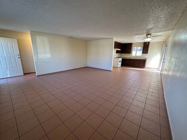 Foto del edificio - 13915 Spruce St