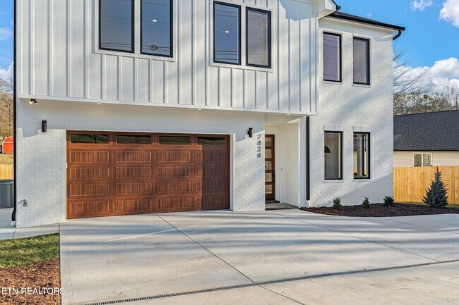 Foto del edificio - 7826 S Northshore Dr