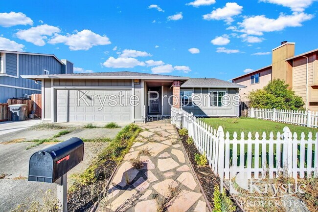 Building Photo - 612 Fulmar Dr