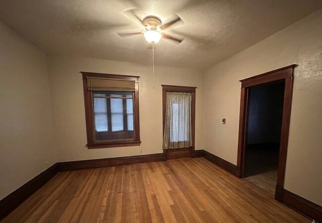 Foto del edificio - 238 N Fond du Lac Ave