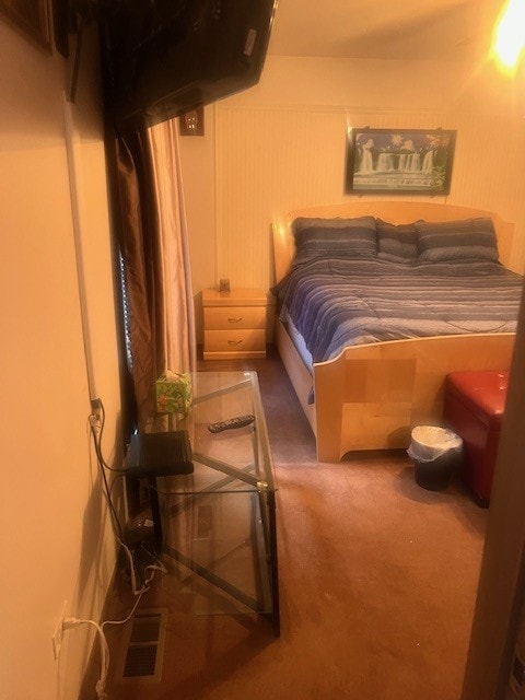 Foto principal - 3910 Ellis Ave