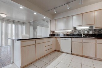 Building Photo - 3111 Bel Air Dr