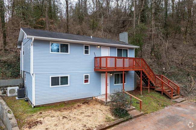 Foto del edificio - Red Bud Apartments