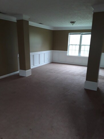 Building Photo - 161 Bennington Ct